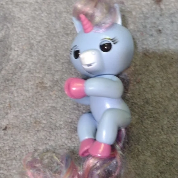 Fingerling - Picture 1 of 4